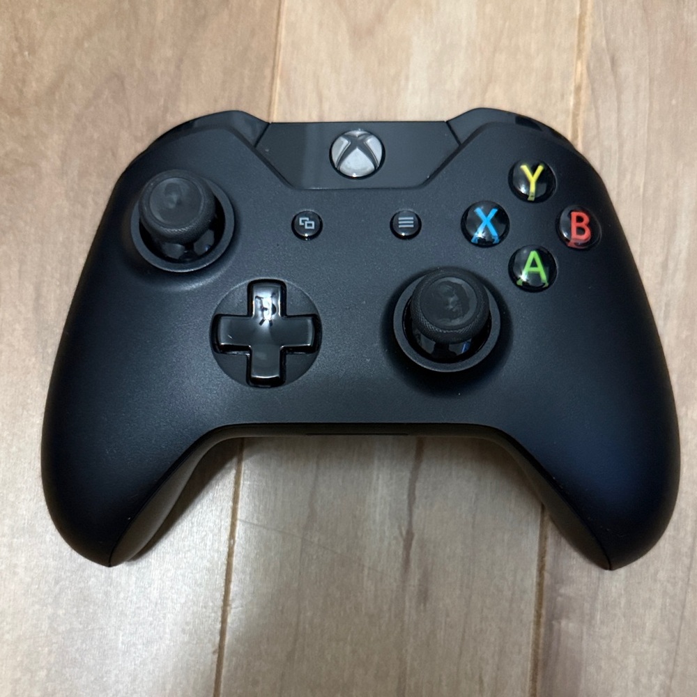 Xbox Controller (micro-usb/non-bluetooth)
